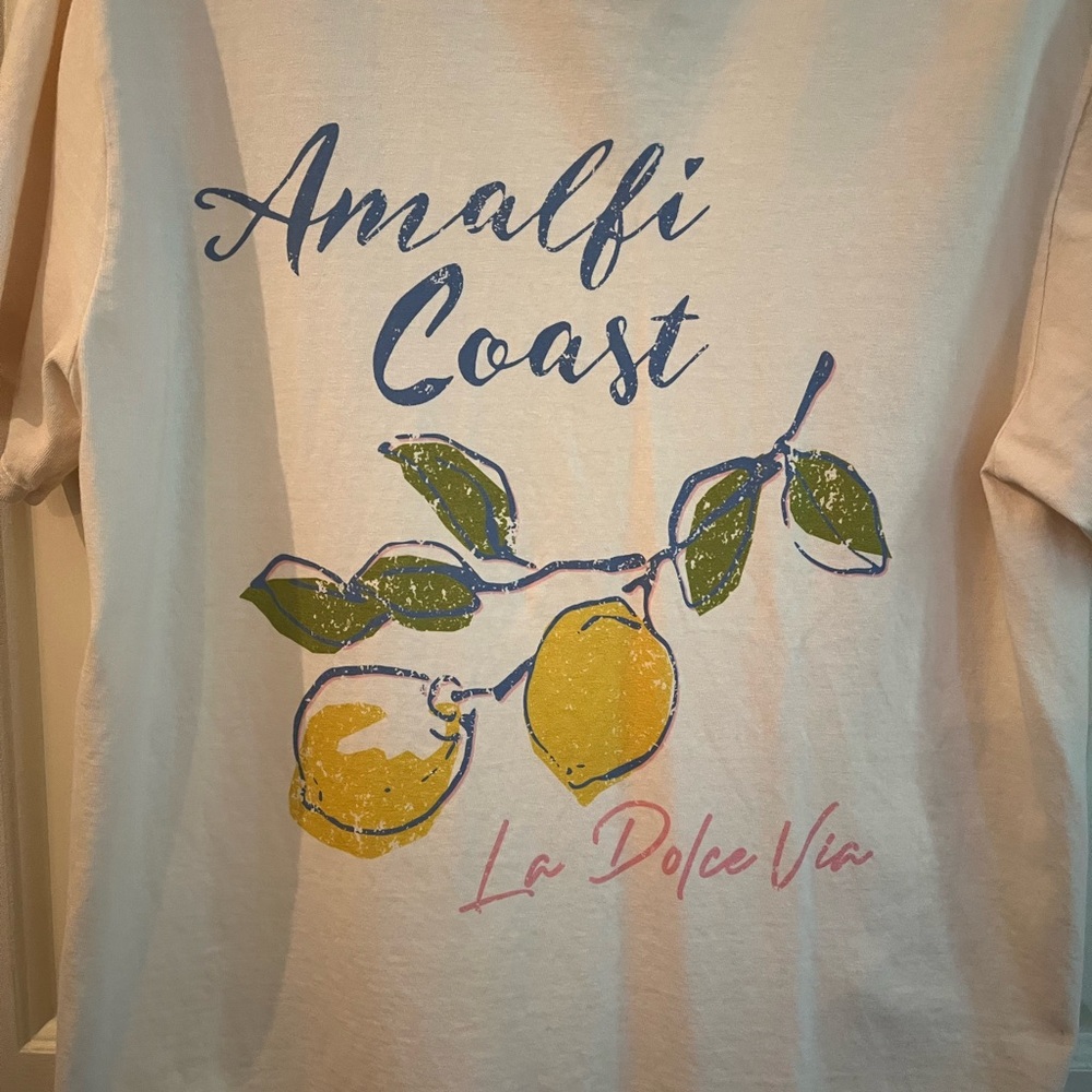 🍋Amalfi Coast Short Sleeve Tee🍋 - Picture 4 of 10
